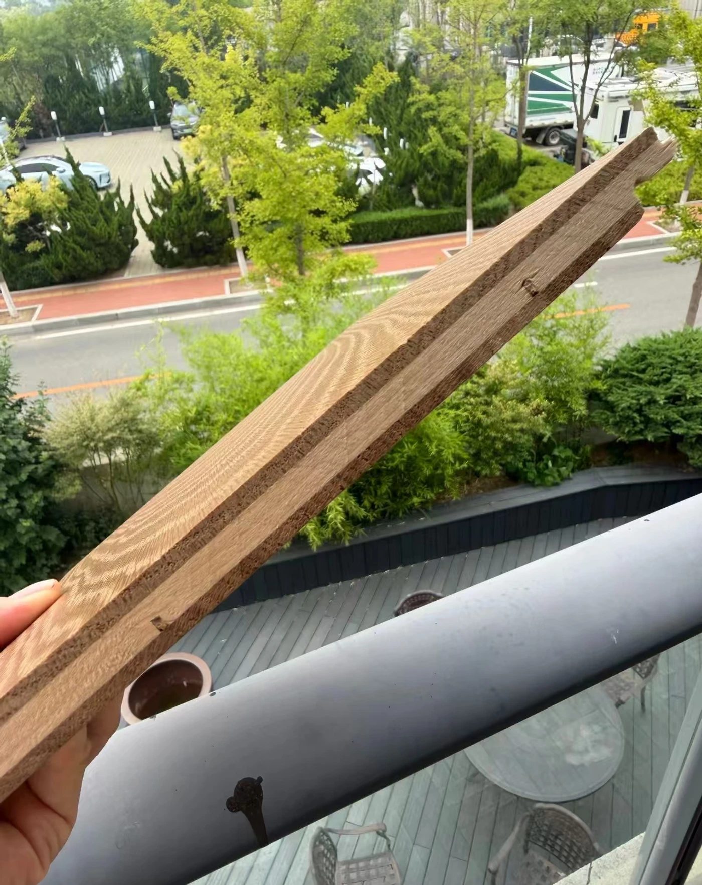Edge and local construction view; specified layers: 4 / 7 / 4 mm