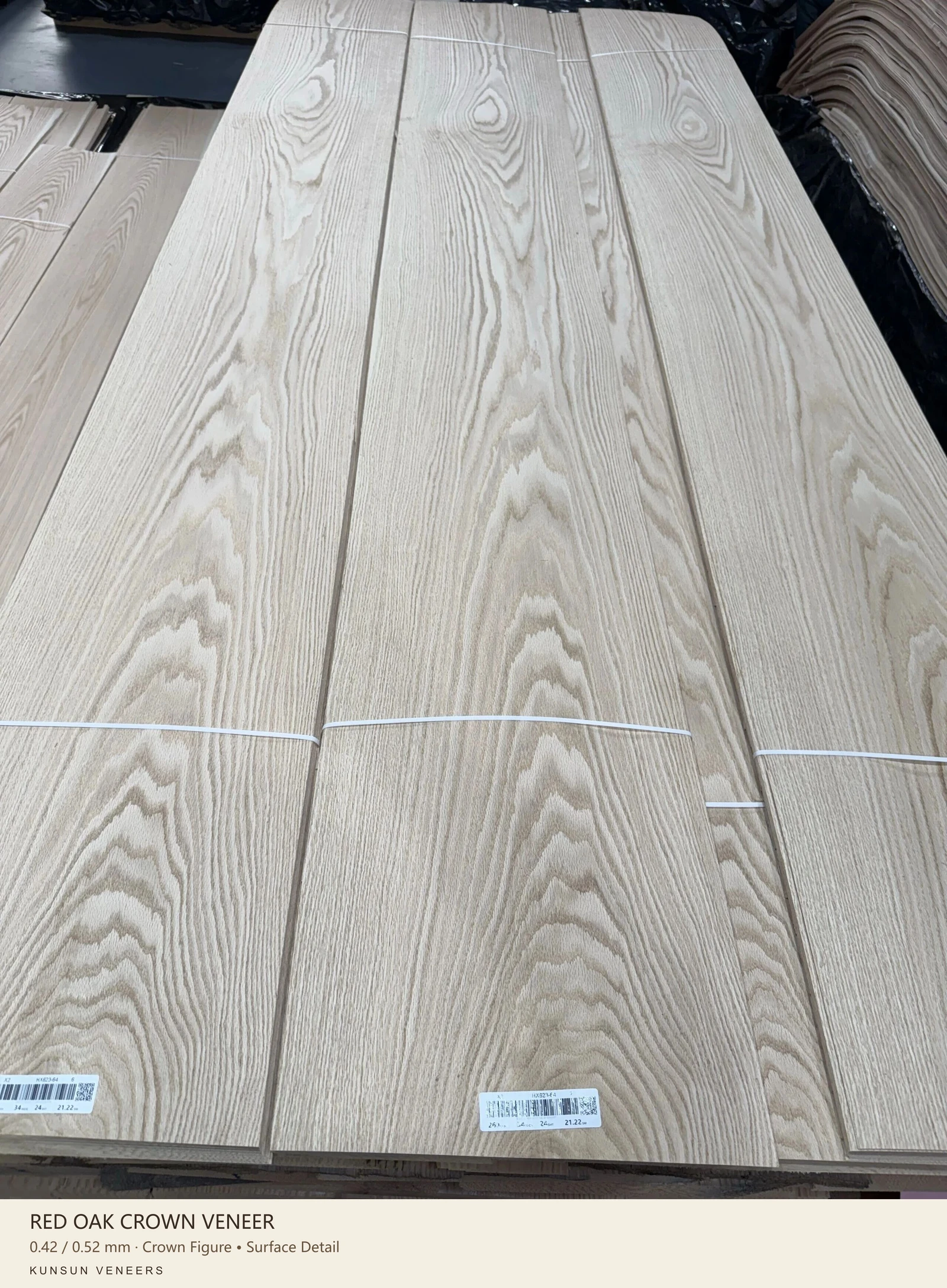 Red oak crown veneer: Crown Figure • Surface Detail