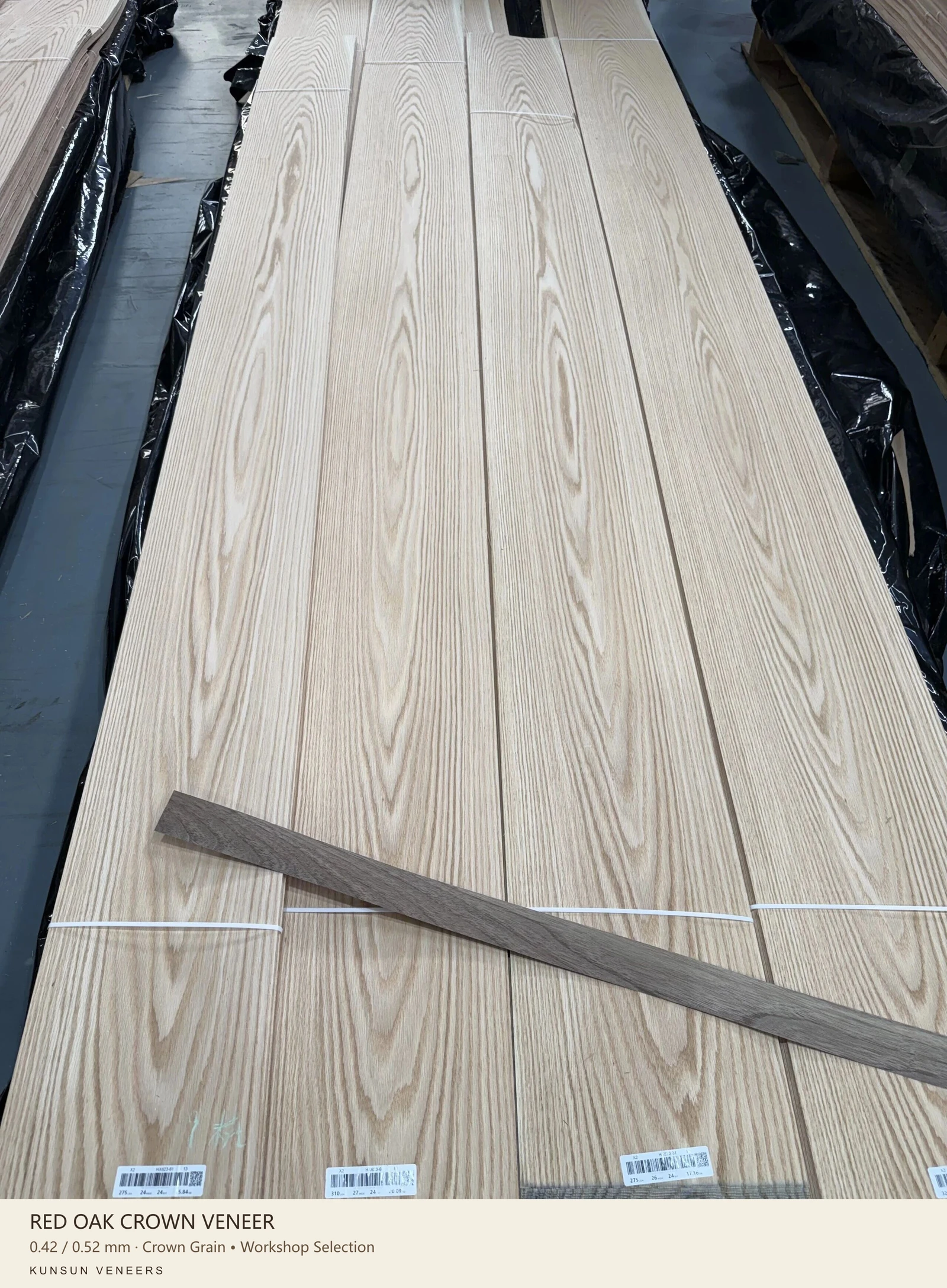 Red oak crown veneer: Crown Grain • Workshop Selection